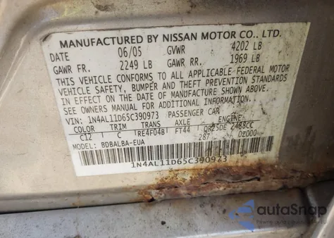 2005 Nissan Altima 2.5 S from USA, damaged, VIN 1N4AL11D65C390973